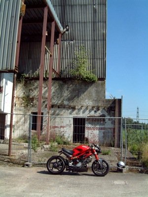 Мотоцикл Ducreation на базе Ducati Monster S2R-1000 2006