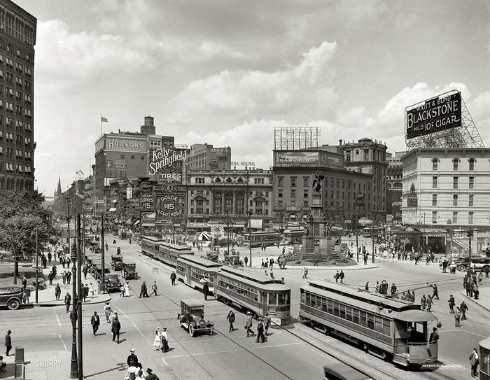 Woodward Avenue Detroit, Michigan 1917